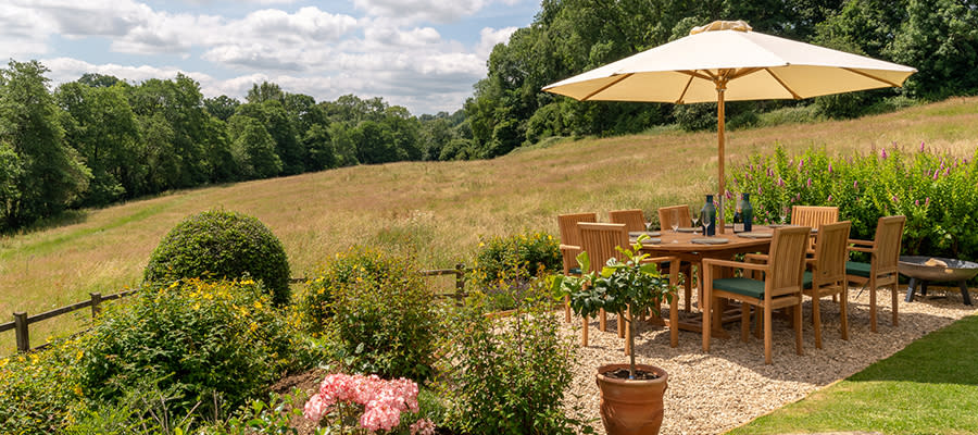 Cotswold Stay - Father’s Day in the Cotswolds 2026: The Ultimate Guide to Days Out, Dining & Gifts Bolthole Retreats
