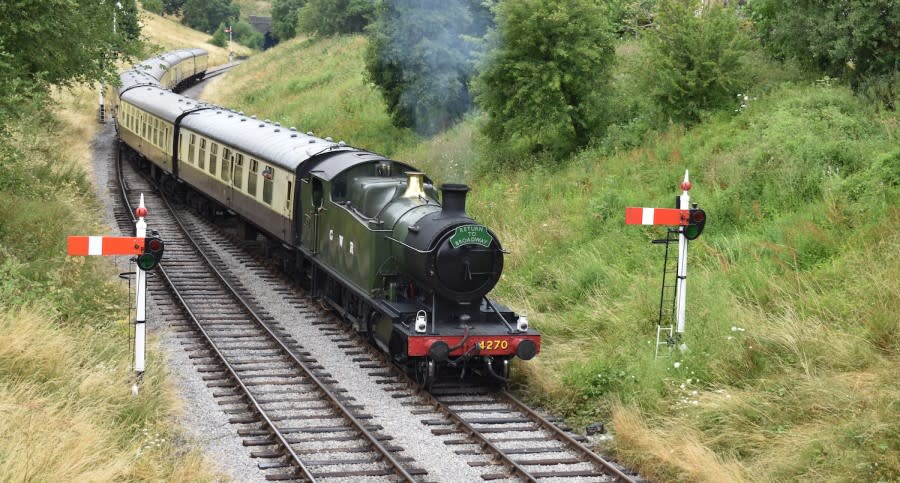 Cotswold Stay - Wonderful Winchcombe Steam train at Gloucestershire Warwickshire Steam Railway