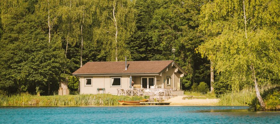 Cotswold Stay - Father’s Day in the Cotswolds 2026: The Ultimate Guide to Days Out, Dining & Gifts Log House Holidays