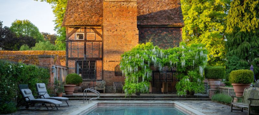 Bolthole Retreats